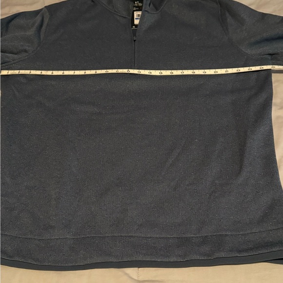Brand new Under Amour sweater. Never worn. - Picture 4 of 5